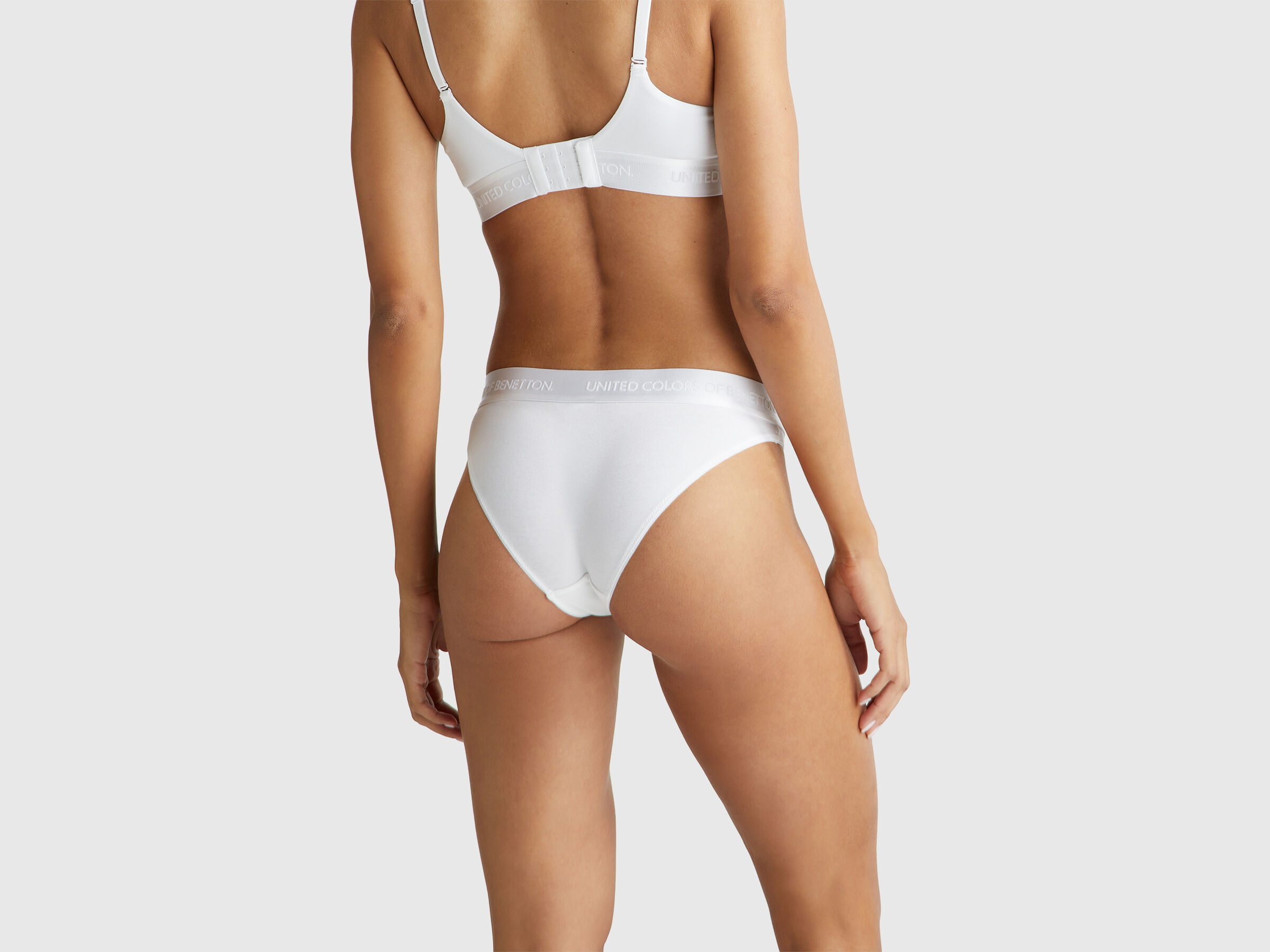SLIP Women image number 2